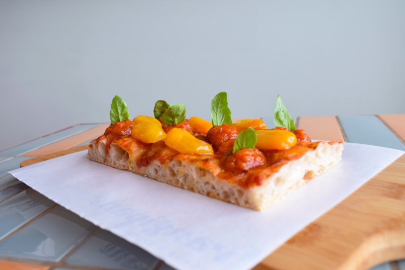PIZZA IN TEGLIA